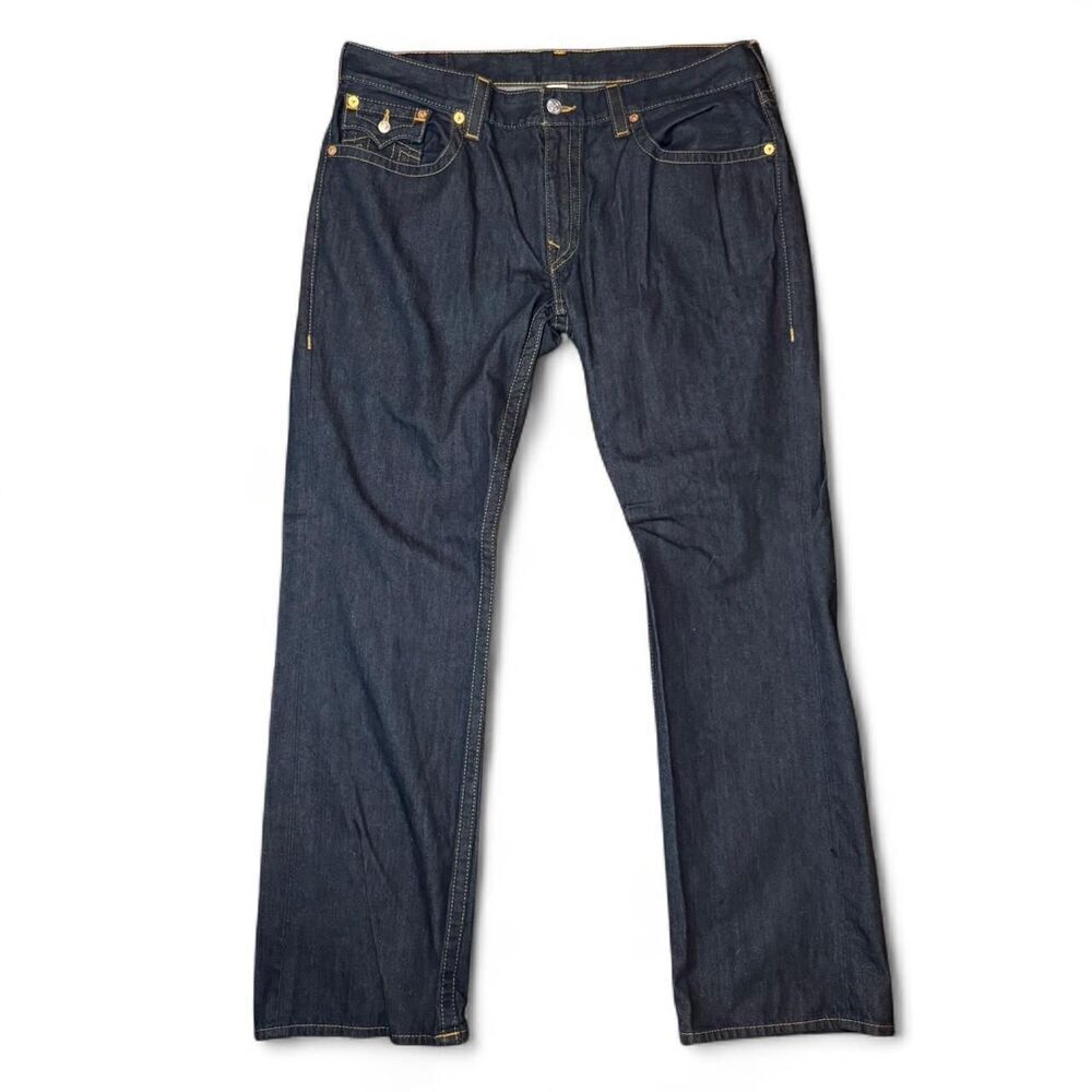 True Religion Dark wash straight leg denim jeans with back flap pockets sz 40